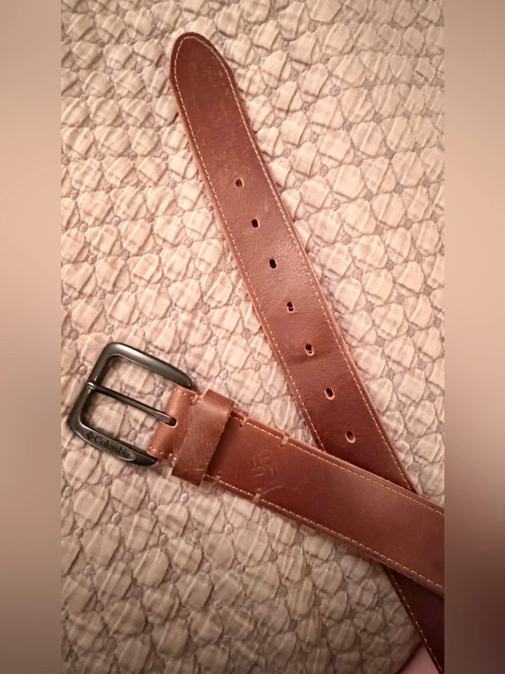Columbia Brown Leather Men’s Belt with Subtle Branding Sz XL